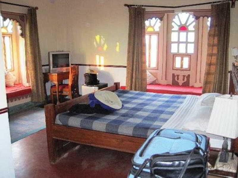 Hotel Harasar Haveli Bikaner Buitenkant foto