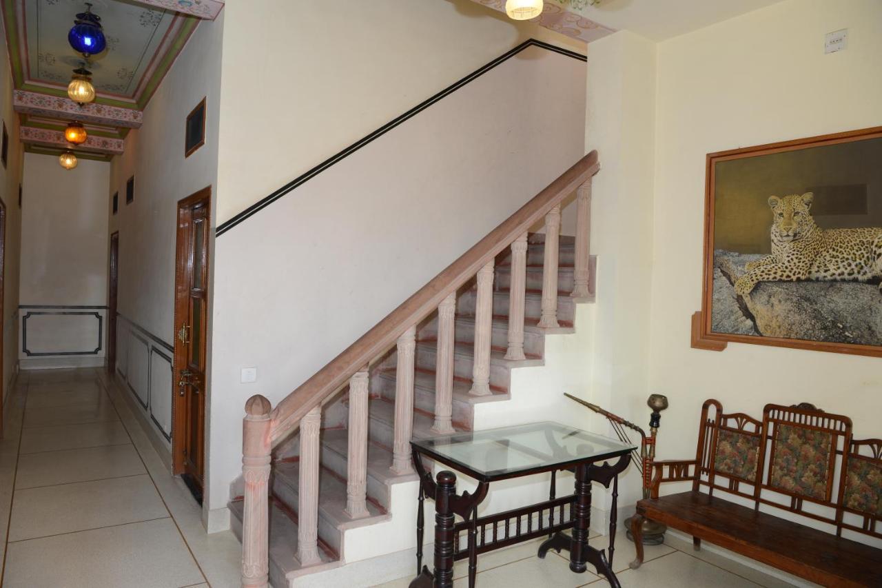 Hotel Harasar Haveli Bikaner Buitenkant foto