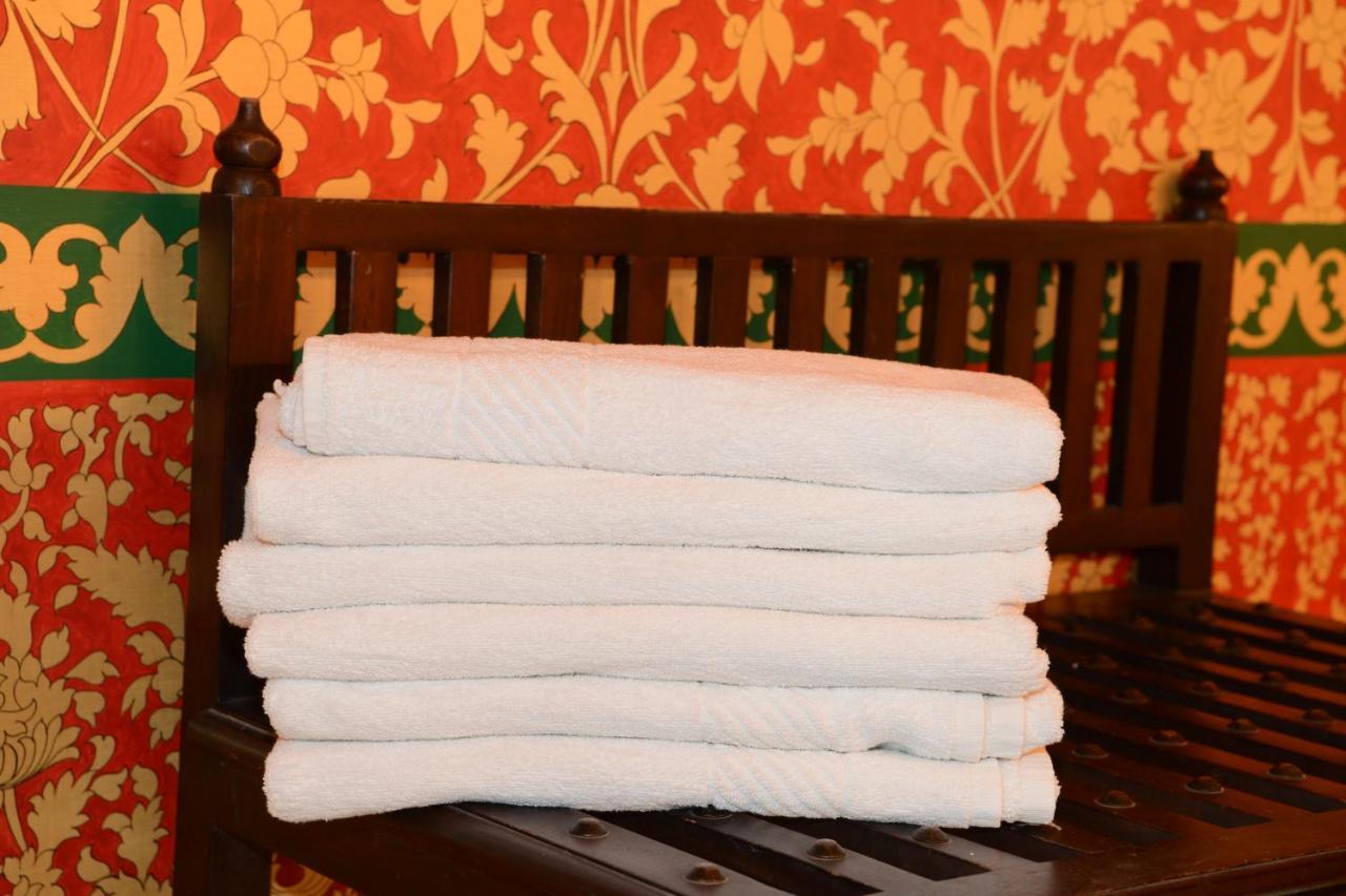 Hotel Harasar Haveli Bikaner Buitenkant foto