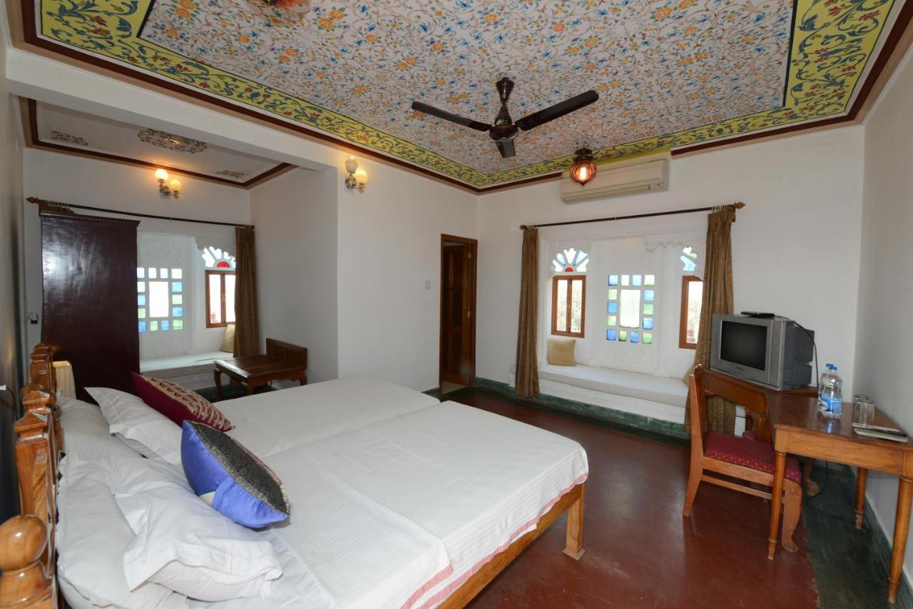 Hotel Harasar Haveli Bikaner Buitenkant foto