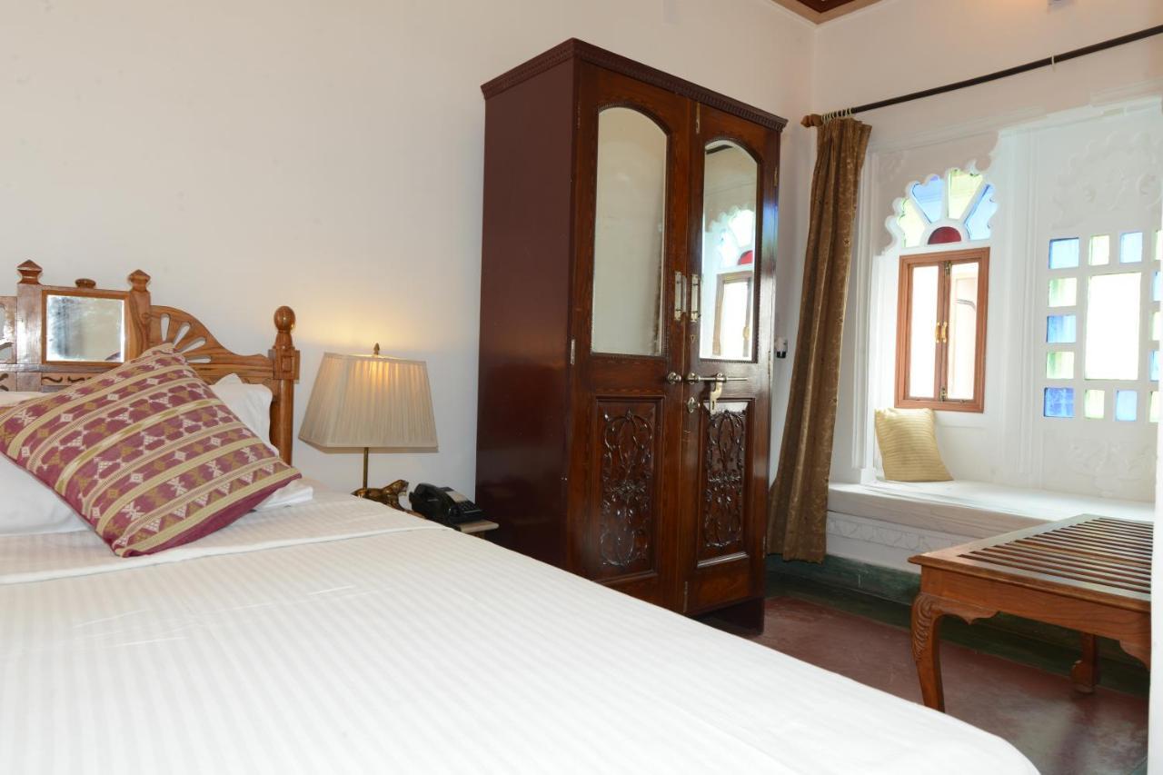 Hotel Harasar Haveli Bikaner Buitenkant foto