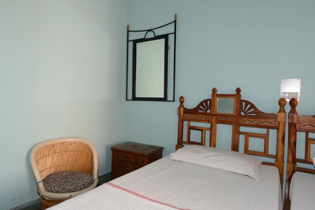 Hotel Harasar Haveli Bikaner Buitenkant foto